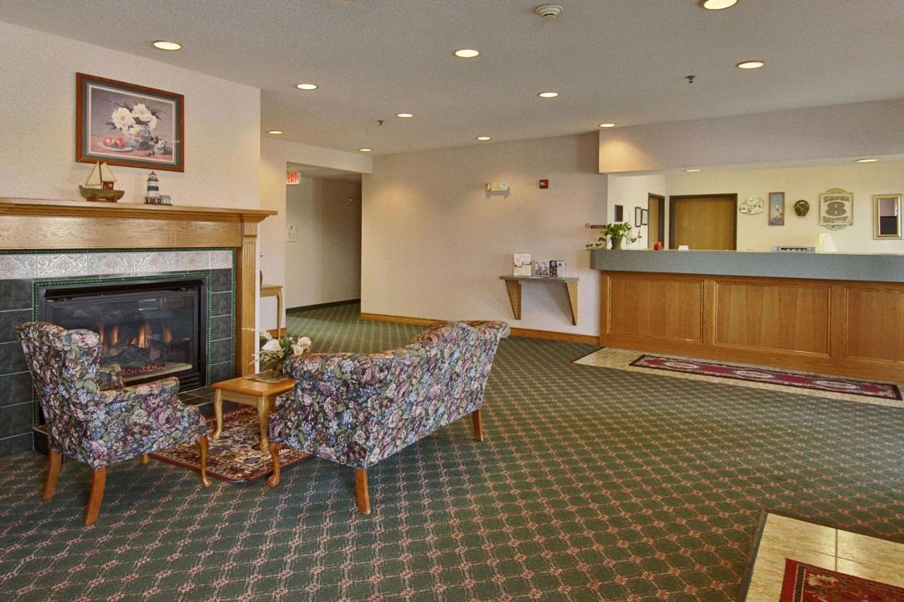 Rodeway Inn Urbana Champaign University Area Eksteriør bilde