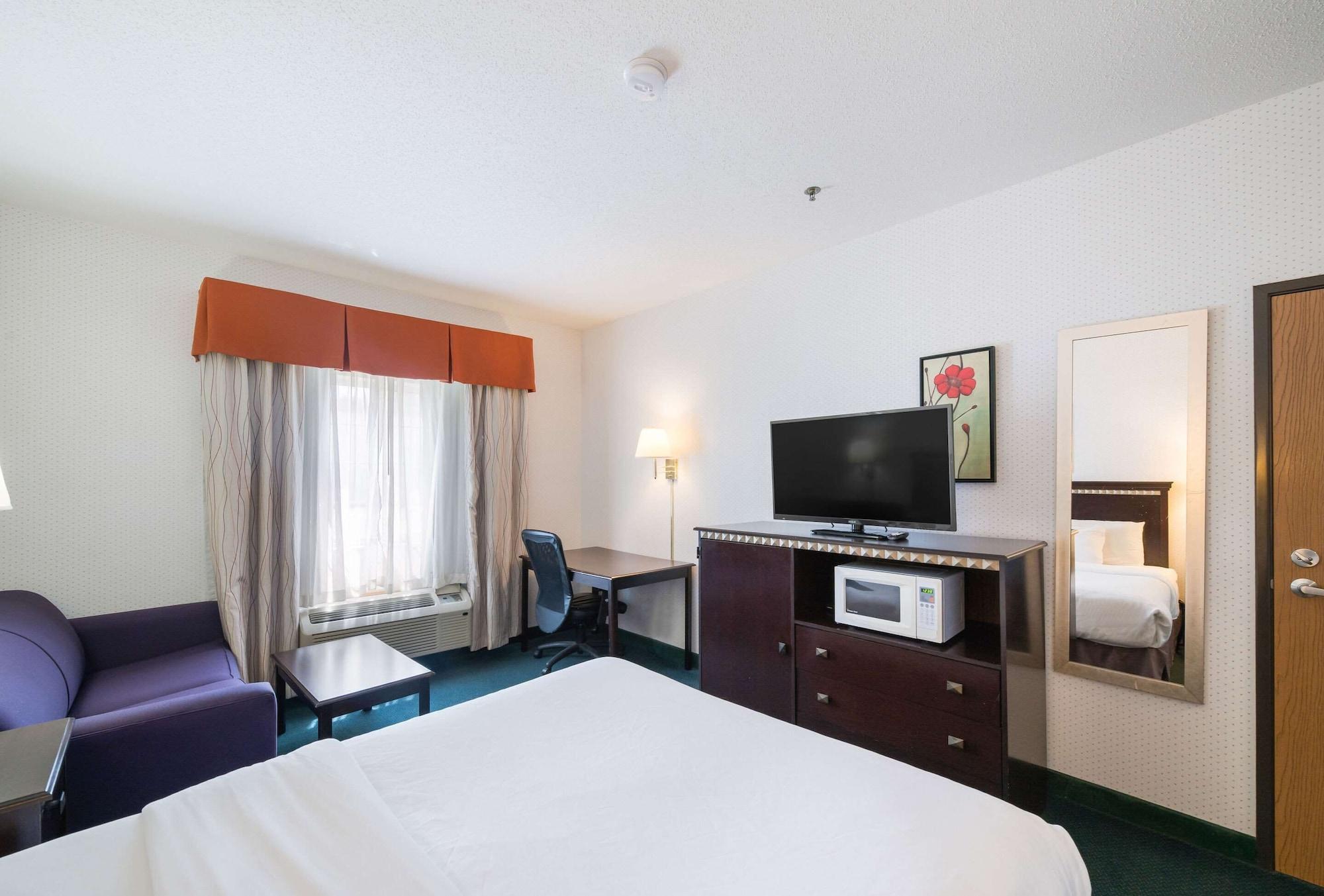 Rodeway Inn Urbana Champaign University Area Eksteriør bilde