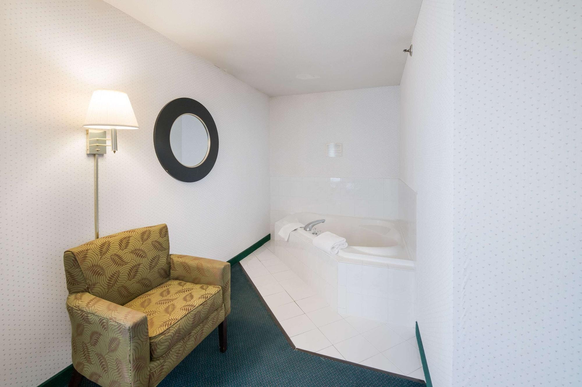 Rodeway Inn Urbana Champaign University Area Eksteriør bilde
